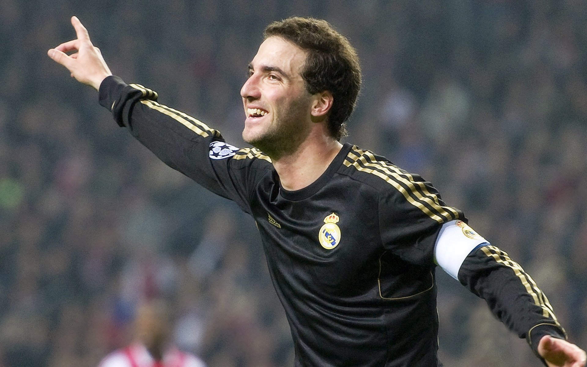 吉尔英联将迎战曼城，强强对话势必激烈，吉尔曼起重机有限公司